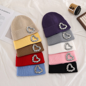 Bonnet Femme En Polyester Uni, Orné D'Un Cœur Et De Strass, Collection Luxe. h5 Image3