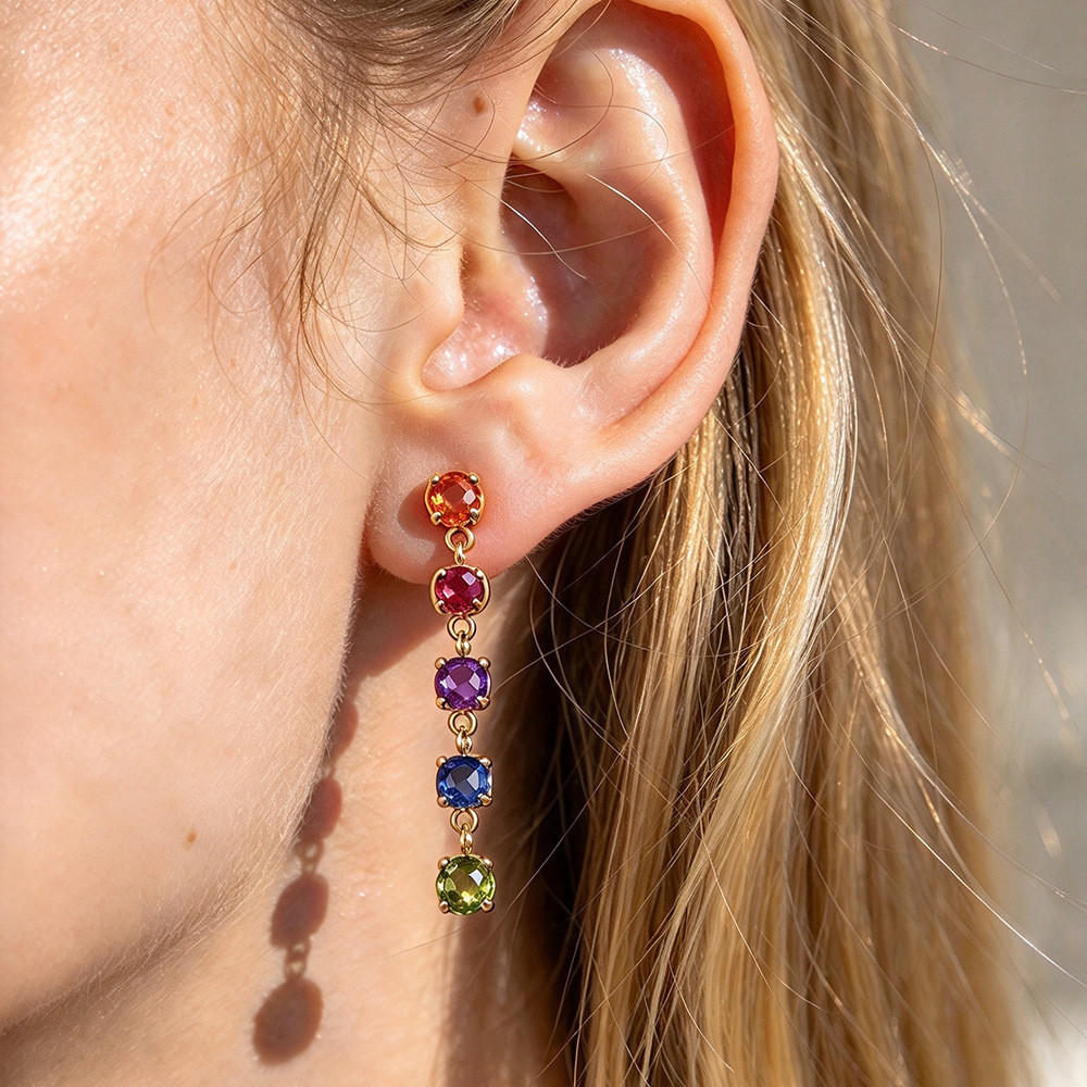 Boucles D'Oreilles Pendantes Élégantes À Pompon En Acier Inoxydable, Étanches, Couleur Or Et Zircon, Pour Femme, Collection Luxueuse. Image4