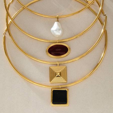 Colliers Pendentifs Pour Femmes En Acier Inoxydable Étanche, Forme Géométrique, Couleur Or