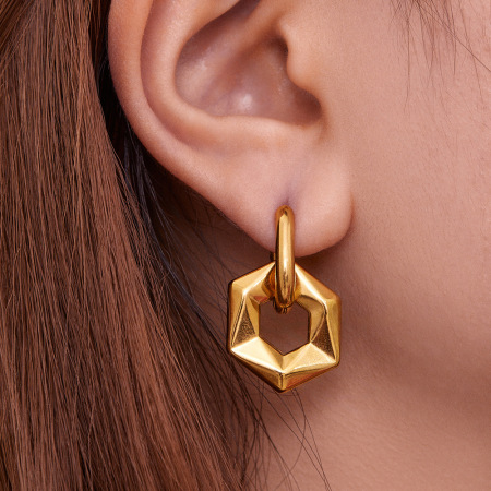 Boucles d'oreilles pendantes pour femme, en acier inoxydable doré, ajourées, hexagonales, étanches (1 paire).