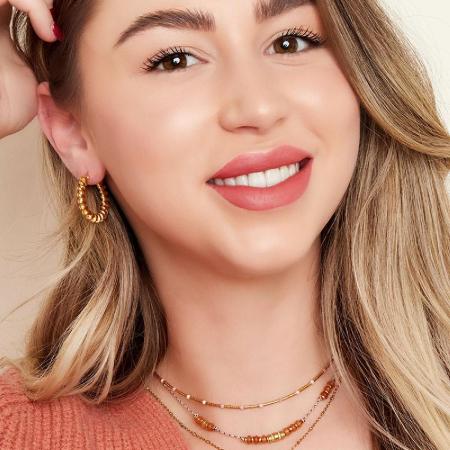 Collier pierres naturelles Noir Pierres naturelles
