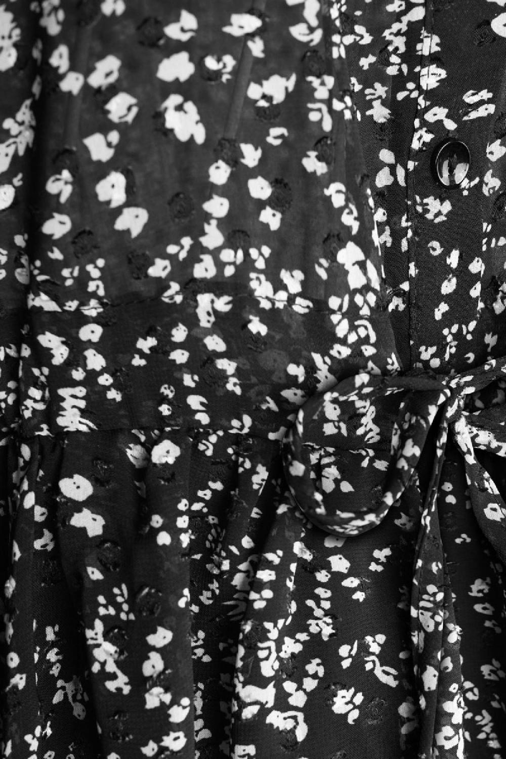 Robe Ready For Spring Noir S h5Image5