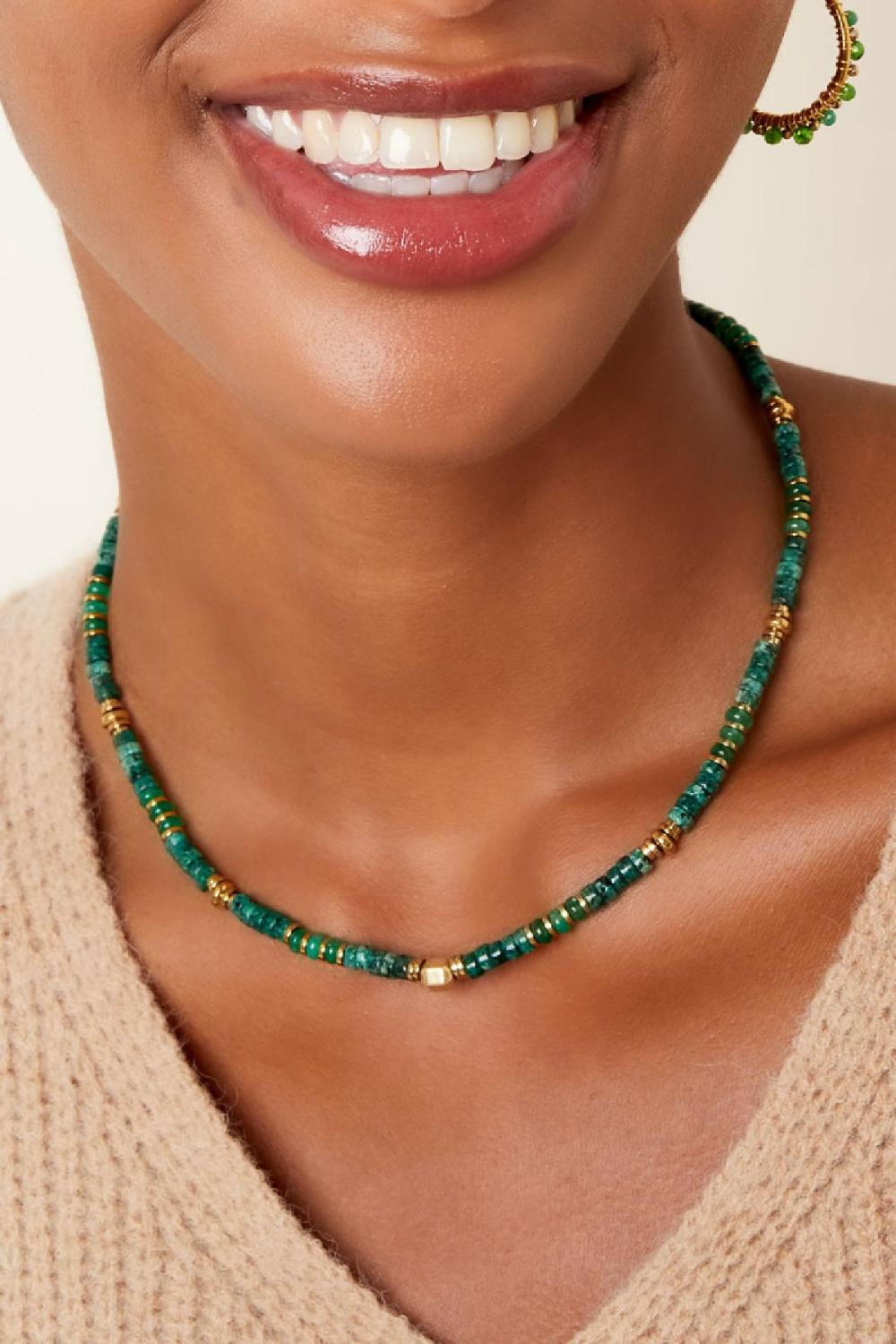 Collier Avec Petites Pierres Colorées Vert & Couleur Or Stone h5Image3