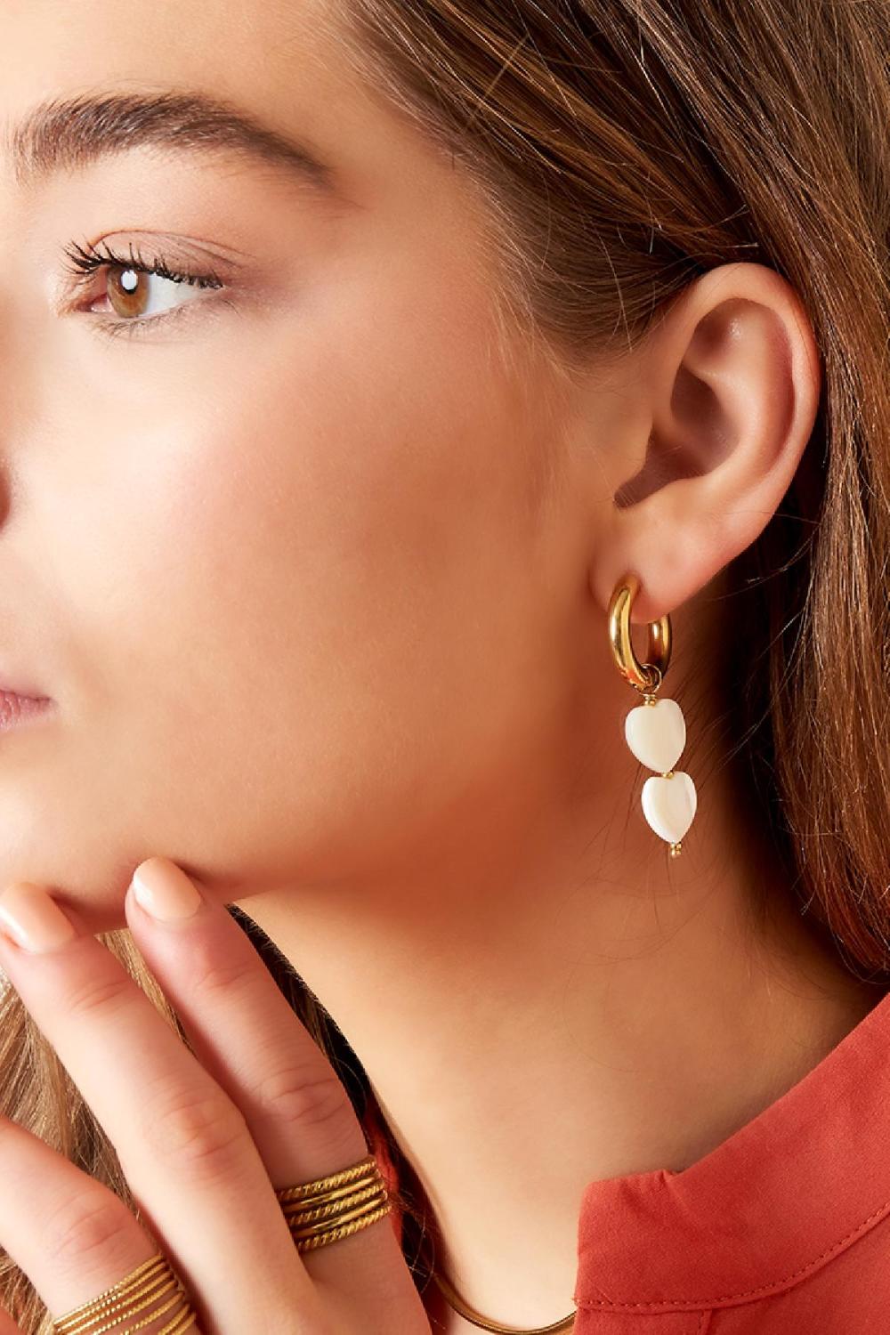Boucles D'oreilles Coeurs Perles - Collection #Summergirls Couleur Or Blanc Coquilles Image2