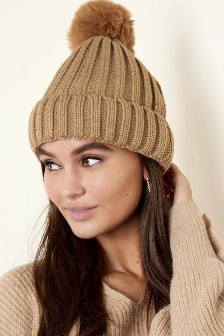 Bonnet Furry Pompon Vert Acrylique 2